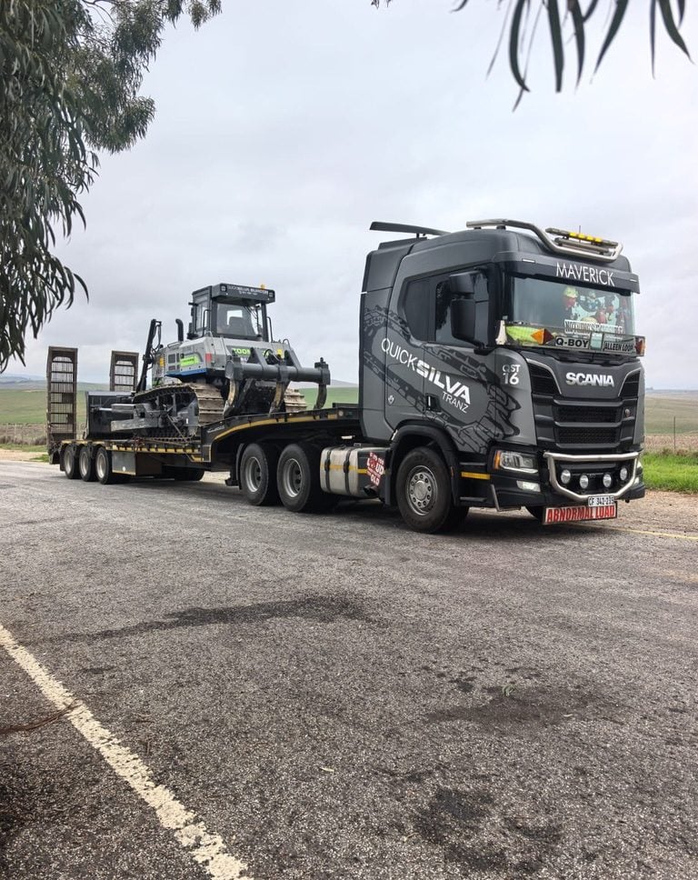 Five Key Reasons to Choose Hybrid Plant Hire Companies Over Brokers Without Equipment